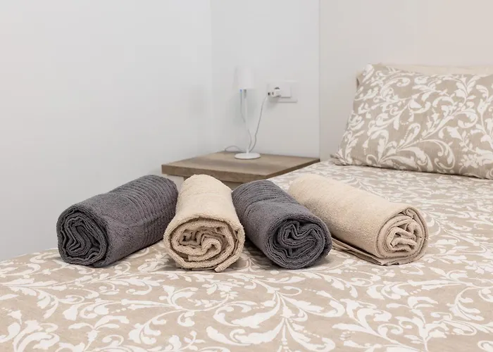 Luxury San Eugenio Ocean And Harbour View Lägenhet